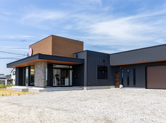 香川県丸亀市豊田設備本社外観